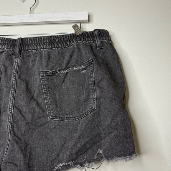 Aerie Black Distressed Jean Shorts - Picture 10 of 13